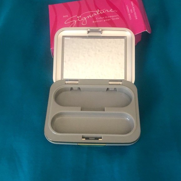 Mary Kay bundle - Picture 5 of 9